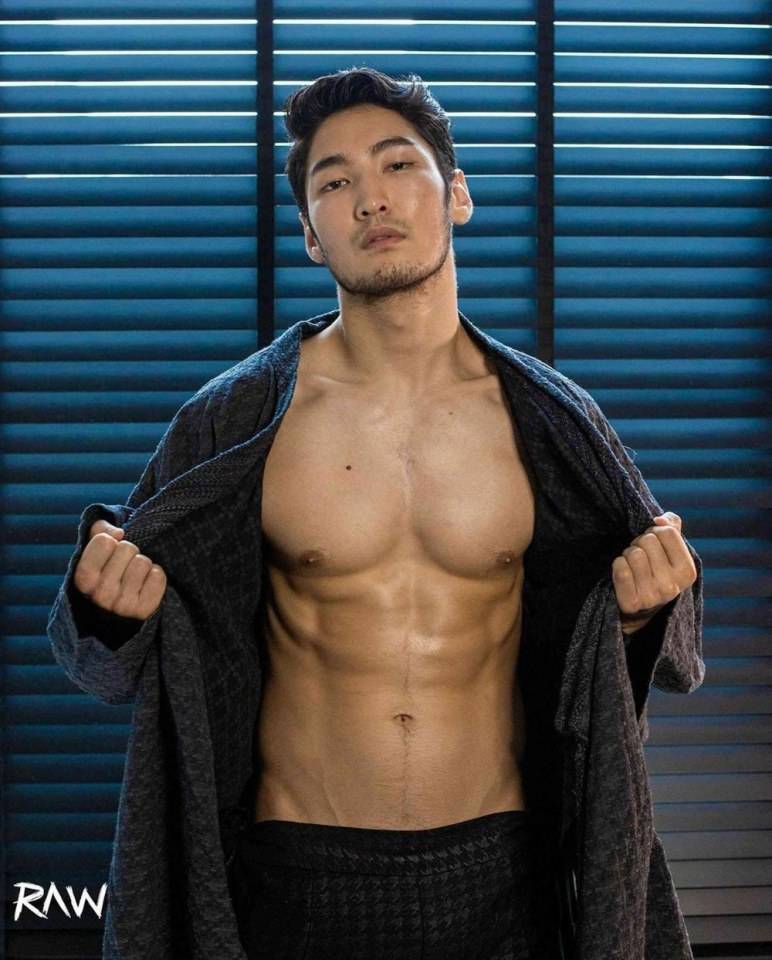 male body 223