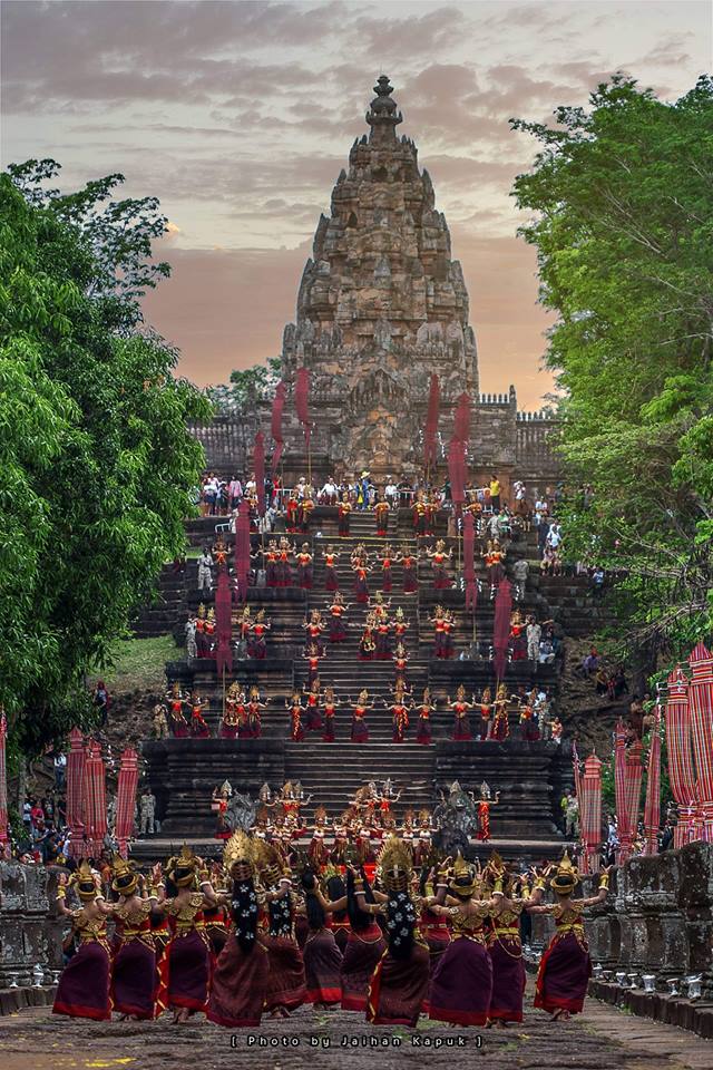 Apsara at Phanomrung Historical Park The Ancient Castle in Buriram province, Northeastern Thailand.
