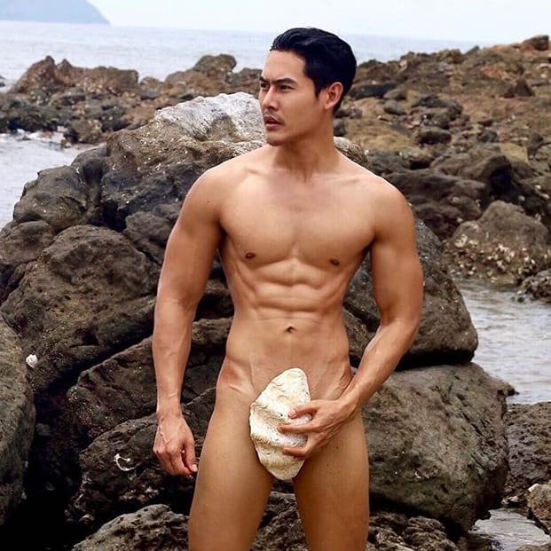 พ่อค้าออนไลน์แซ่บ!! ดิว ธีรภัทร นายแบบสุดเซ็กซี่ พาฟินทั้งโซเชียล