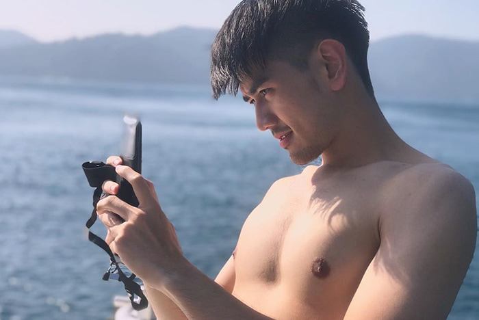 ไมค์ ชินรัฐ หนุ่มหล่อหน้าหนวด แก๊งเพื่อนสารวัตร ซีรีส์เพราะเราคู่กัน