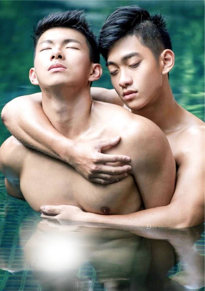 อุ๊บส์..มือเปรี้ยง