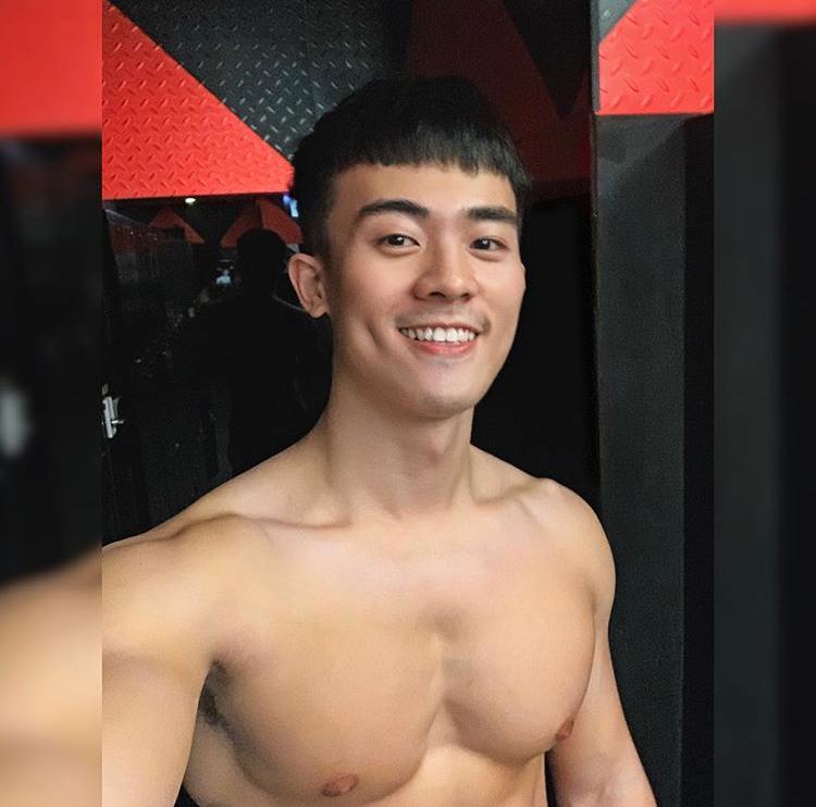 เป็นผู้ชายหวานๆ ยิ้มหวาน หน้าหวาน