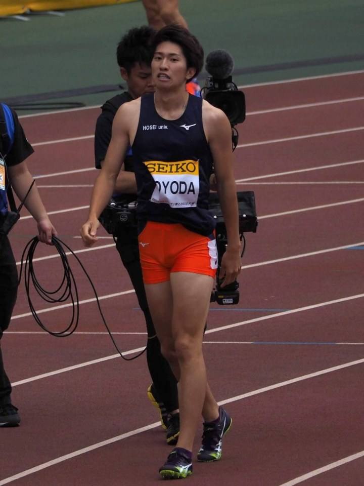 ดีต่อใจ#1188แอบมอง..นักกีฬาเป้าตุง