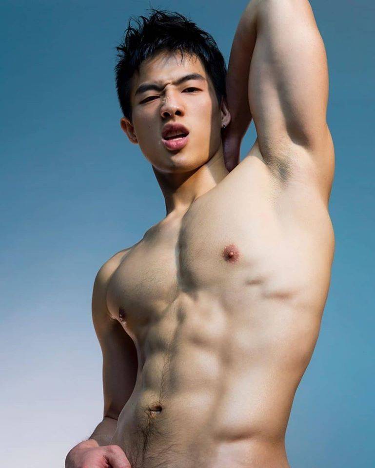 ถอดโชว์เรือนร่าง 2634