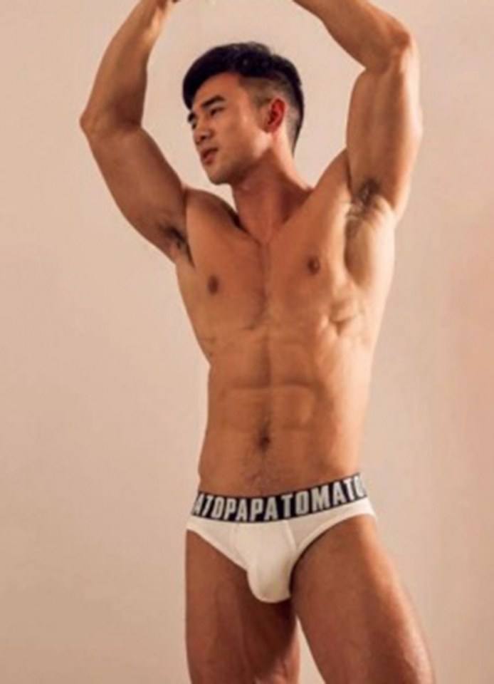 [OMGBoy046][18+] นายแบบกางเกงตัวเล็กอย่าง Hong Xiaolong Bruce ยังคงทำให้ผมตื่นตัวในทุกๆ เช้า
