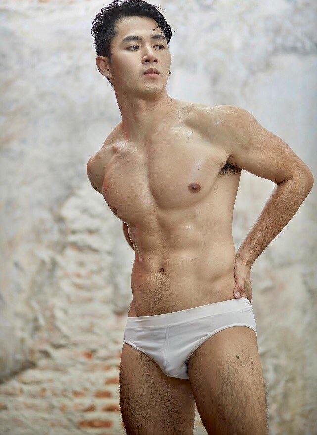 รวมความแซ่บ อิคคิว ณัฐวัตร นายแบบหนุ่มสุด Hot