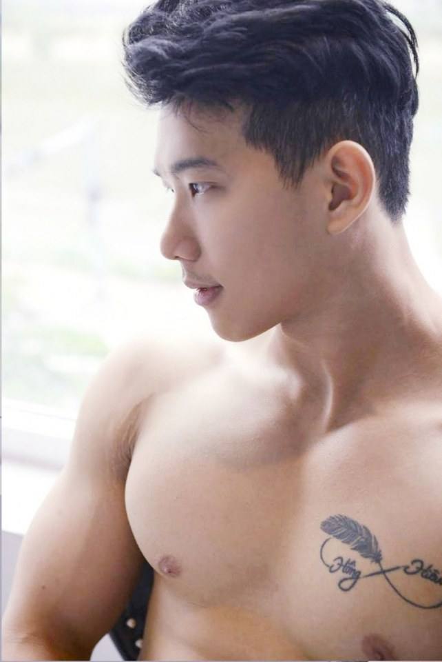 กลิ่นกายของบุรุษ..SEXYที่สุดสำหรับผู้ชาย☆อดีนา&ฟิโร