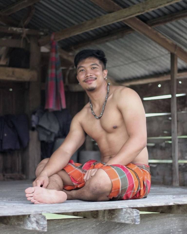 เจ จักรพันธ์ จันทร์สูรย์