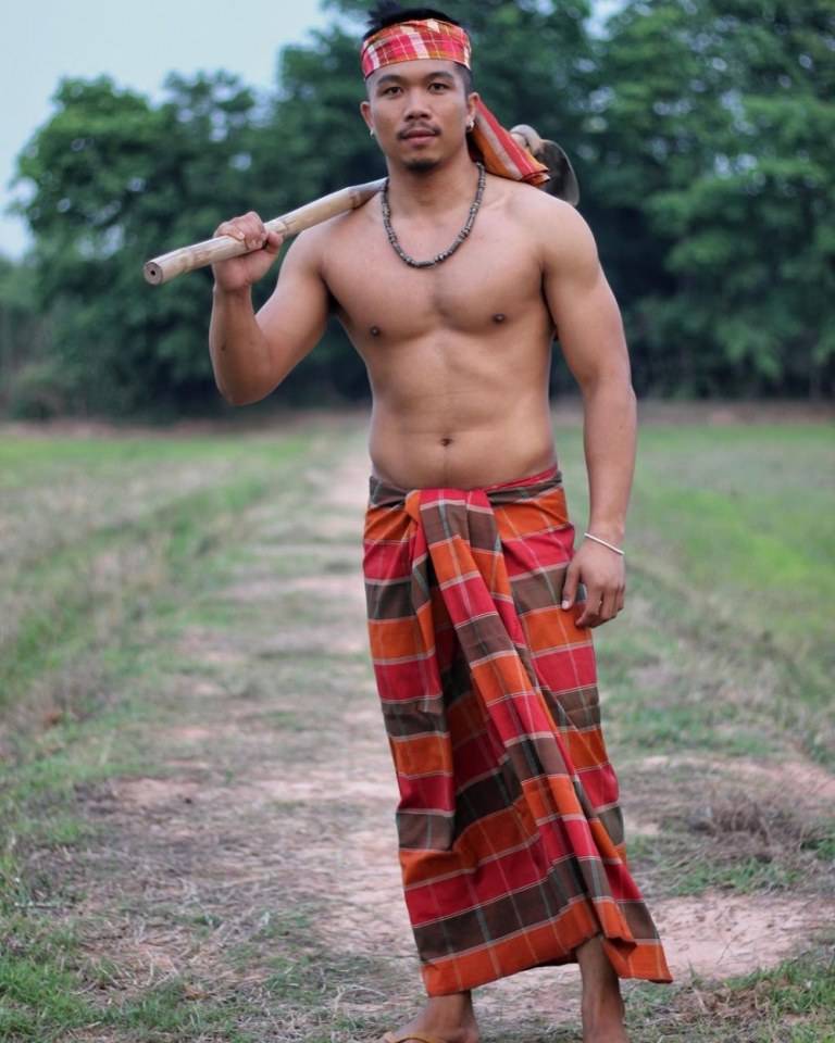เจ จักรพันธ์ จันทร์สูรย์