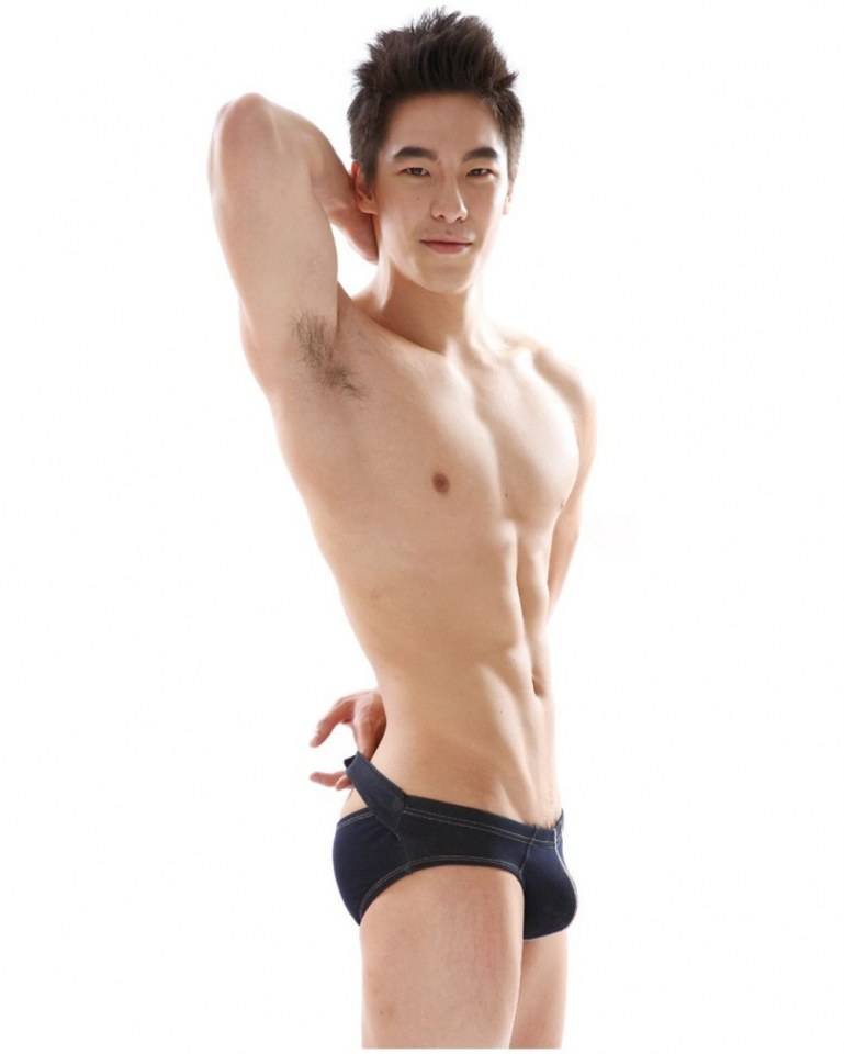 เอิร์น จิรวัฒน์ นายแบบที่สาว ๆ หิวมากที่สุดในตอนนี้