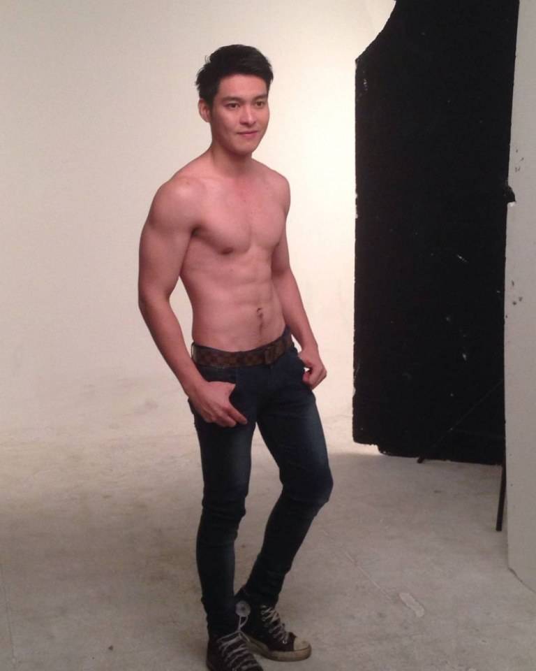 เต้ย วุฒิพงษ์ เด็กผีหน้าใสหุ่นแซ่บ