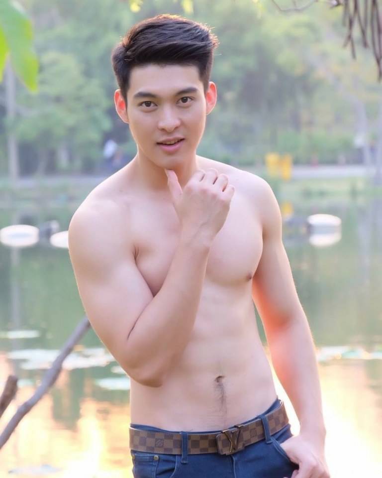 เต้ย วุฒิพงษ์ เด็กผีหน้าใสหุ่นแซ่บ