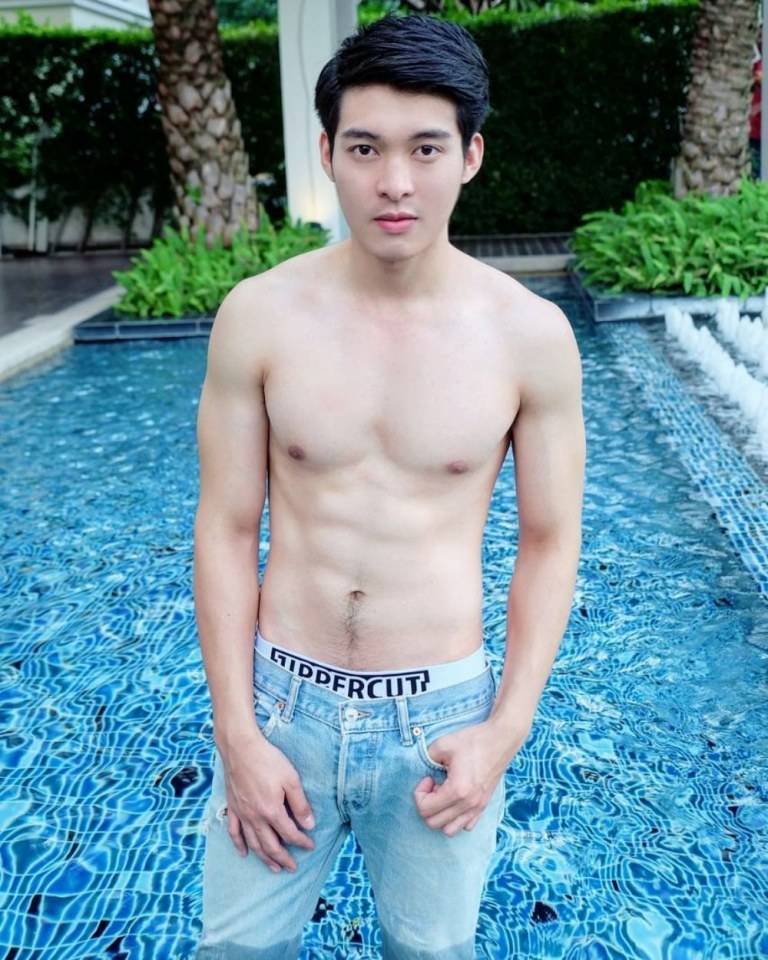 เต้ย วุฒิพงษ์ เด็กผีหน้าใสหุ่นแซ่บ
