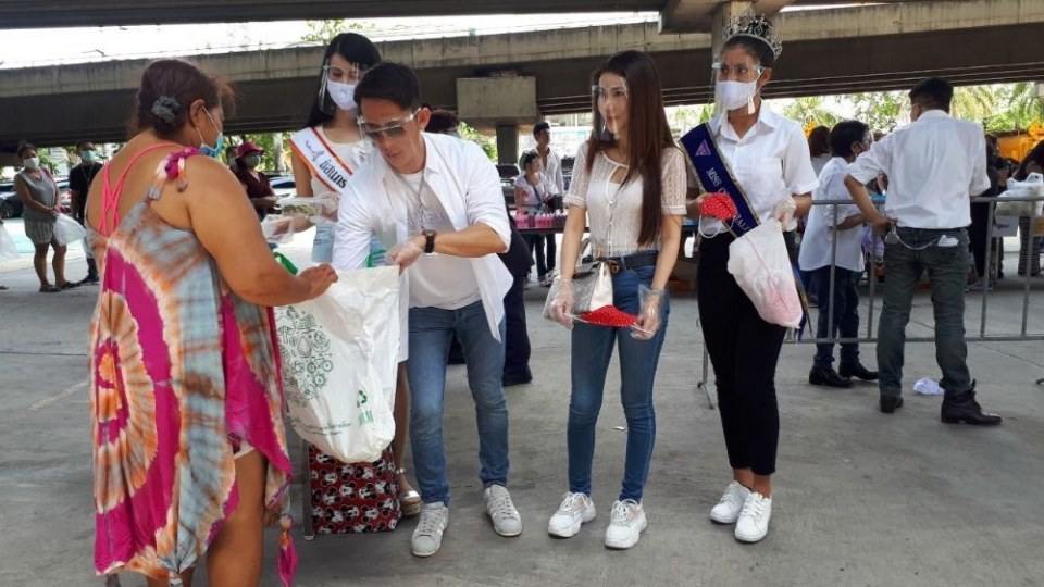 โครงการมื้อนี้คนไทยช่วยให้อิ่ม รวมพล คนวงการบันเทิง โฆษณา พิธีกร , นางงาม ,นายแบบ , นางแบบ
