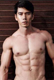 กำปั้น บาซู เด็กหงส์ หน้าใส ซิกแพคสุดแน่น