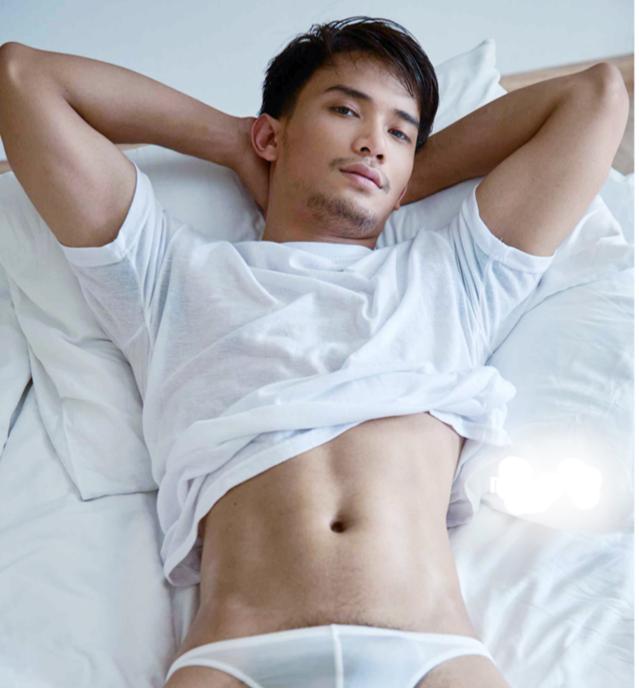 หนุ่มหล่อ..พ่อให้มา