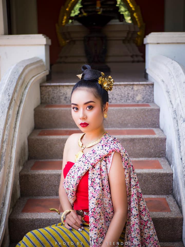 Tai yuan ethnic - Lanna traditional costume, Thailand