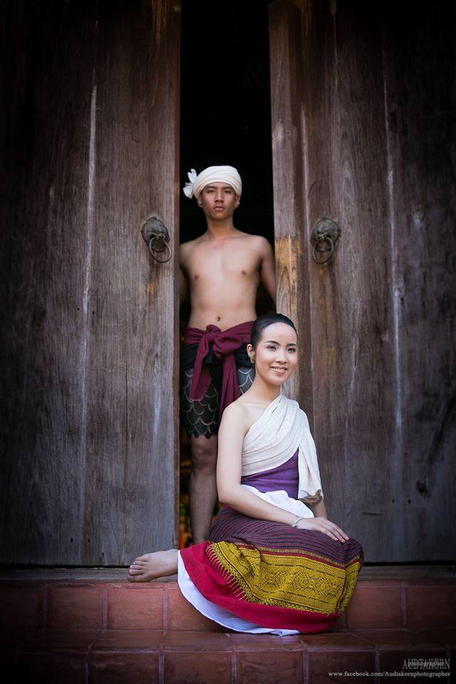 Tai yuan ethnic - Lanna traditional costume, Thailand