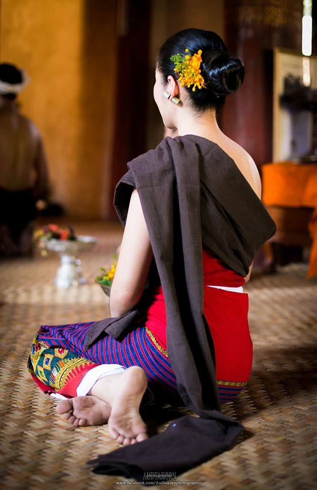 Tai yuan ethnic - Lanna traditional costume, Thailand