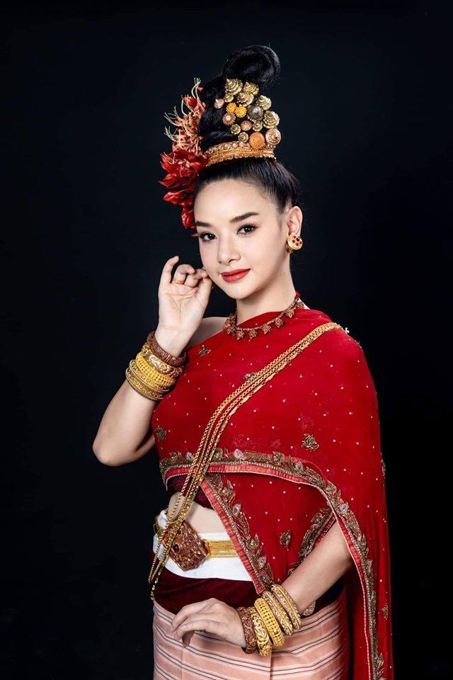 Tai yuan ethnic - Lanna traditional costume, Thailand