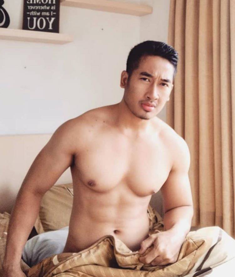 ถอดโชว์เรือนร่าง 2650
