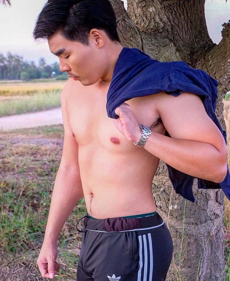 ถอดโชว์เรือนร่าง 2651