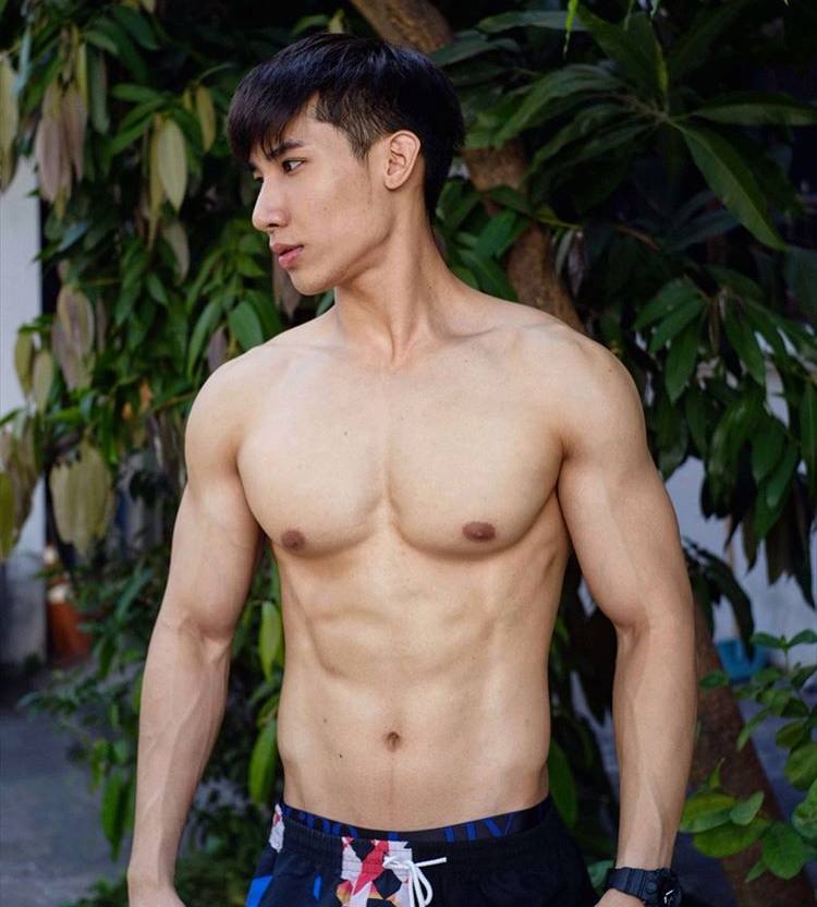 ถอดโชว์เรือนร่าง 2652