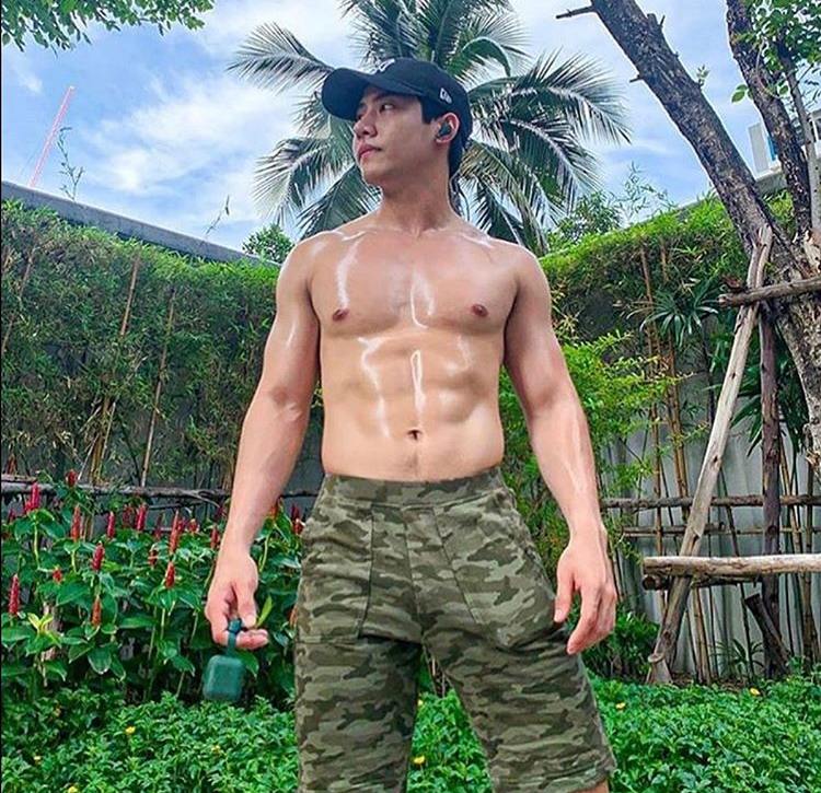 ถอดโชว์เรือนร่าง 2654