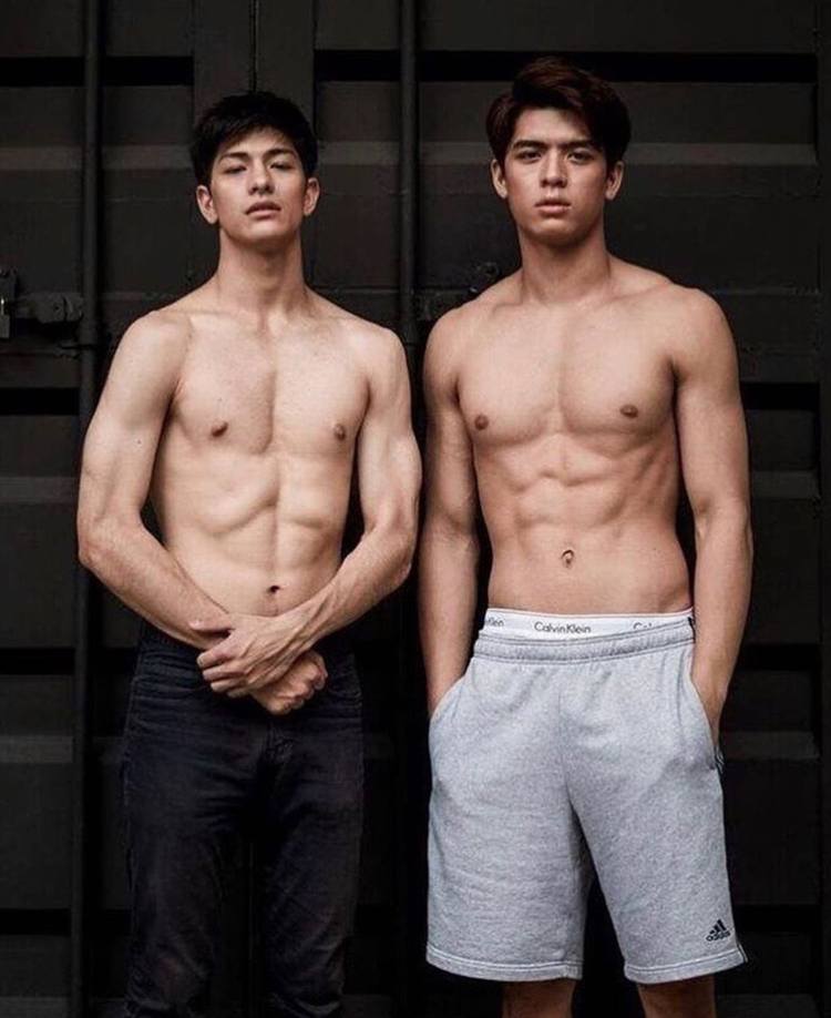ถอดโชว์เรือนร่าง 2654