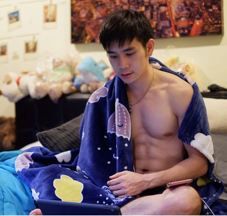ถอดโชว์เรือนร่าง 2655