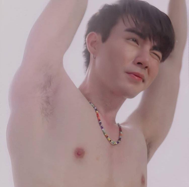 ถอดโชว์เรือนร่าง 2655