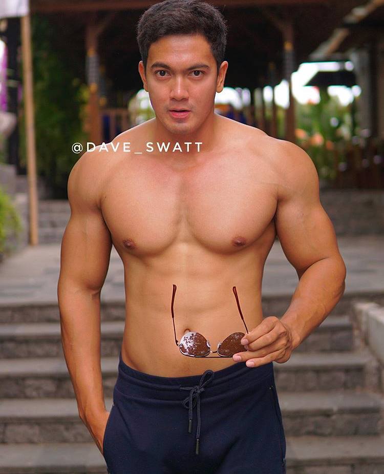 ถอดโชว์เรือนร่าง 2656