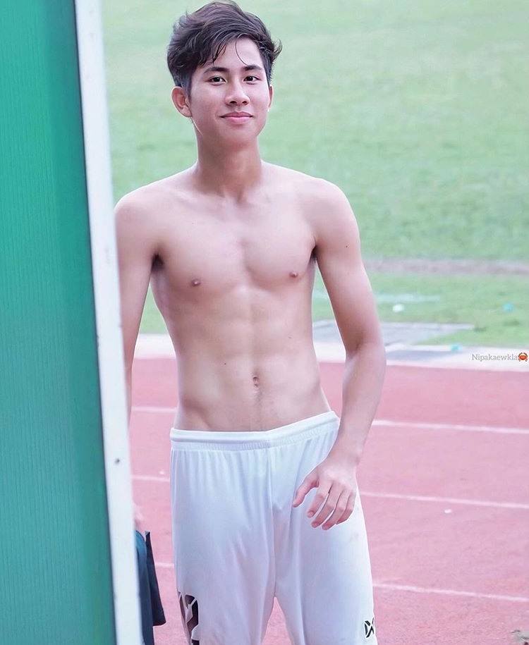 ถอดโชว์เรือนร่าง 2658
