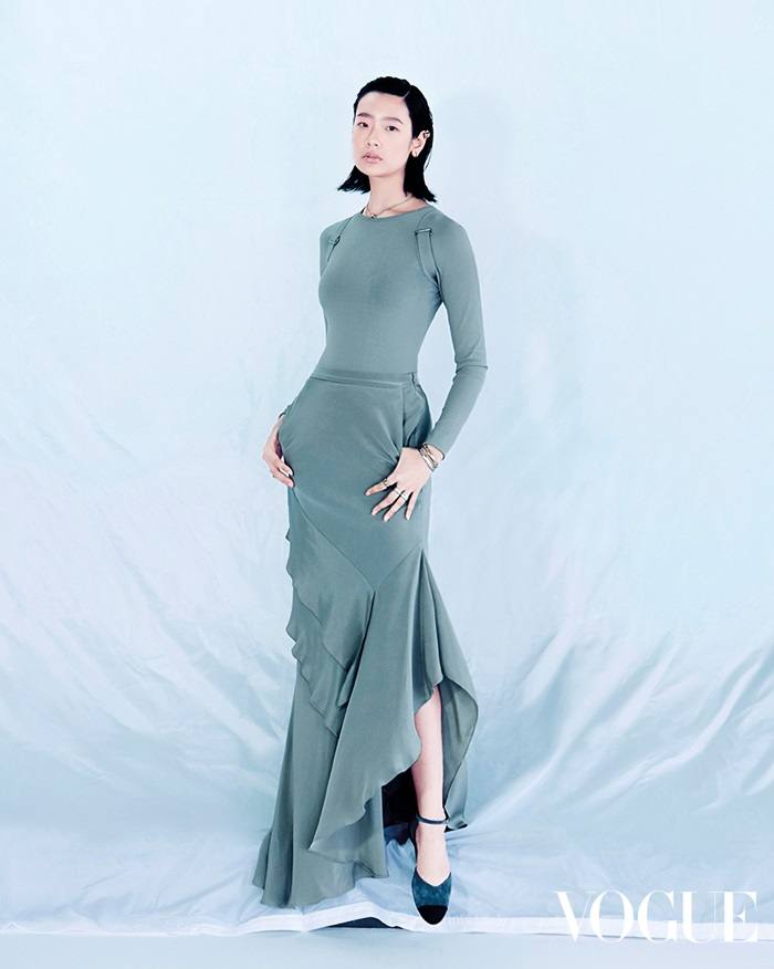 ออกแบบ-ชุติมณฑน์ @ Vogue Hong Kong May 2020