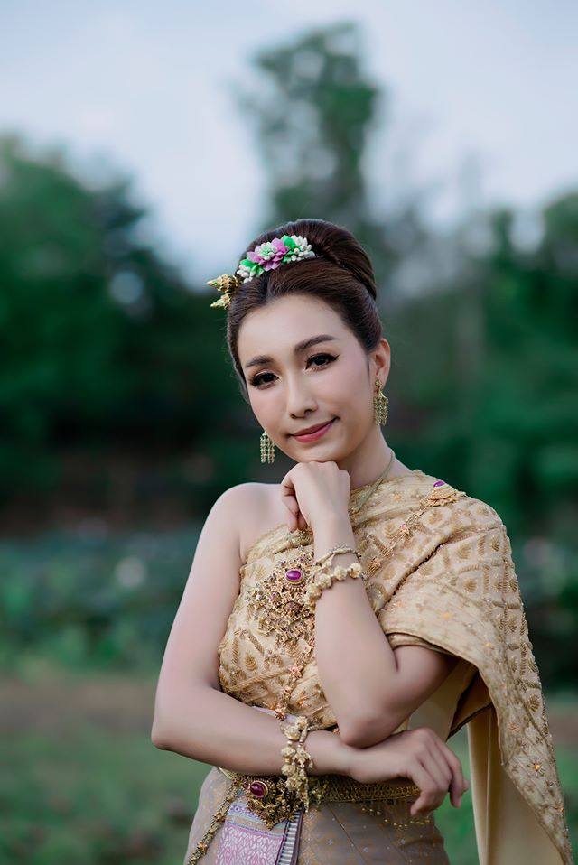 Thai dress: ชุดไทย, Thailand