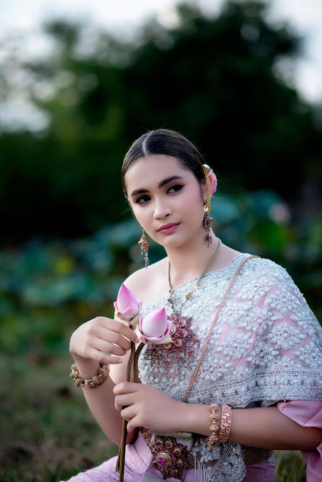 Thai dress: ชุดไทย, Thailand