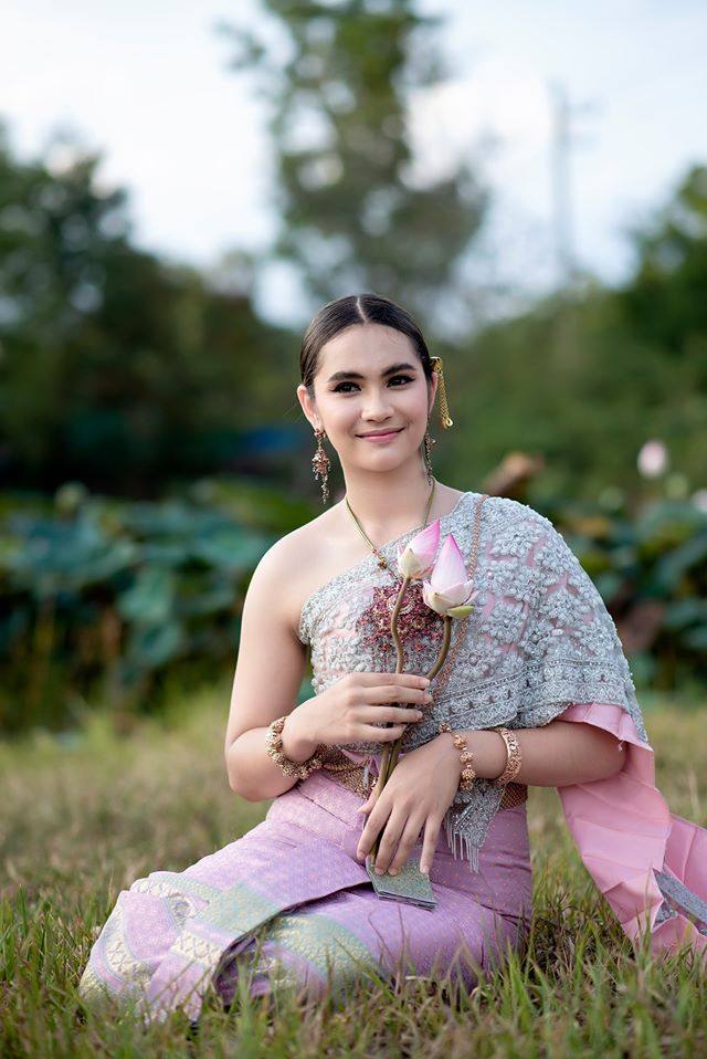 Thai dress: ชุดไทย, Thailand