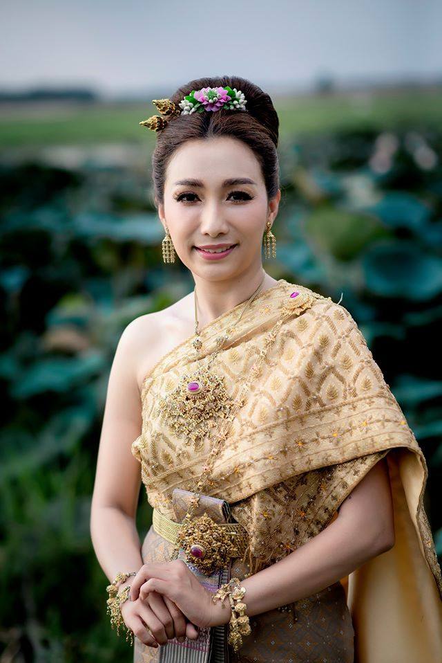 Thai dress: ชุดไทย, Thailand