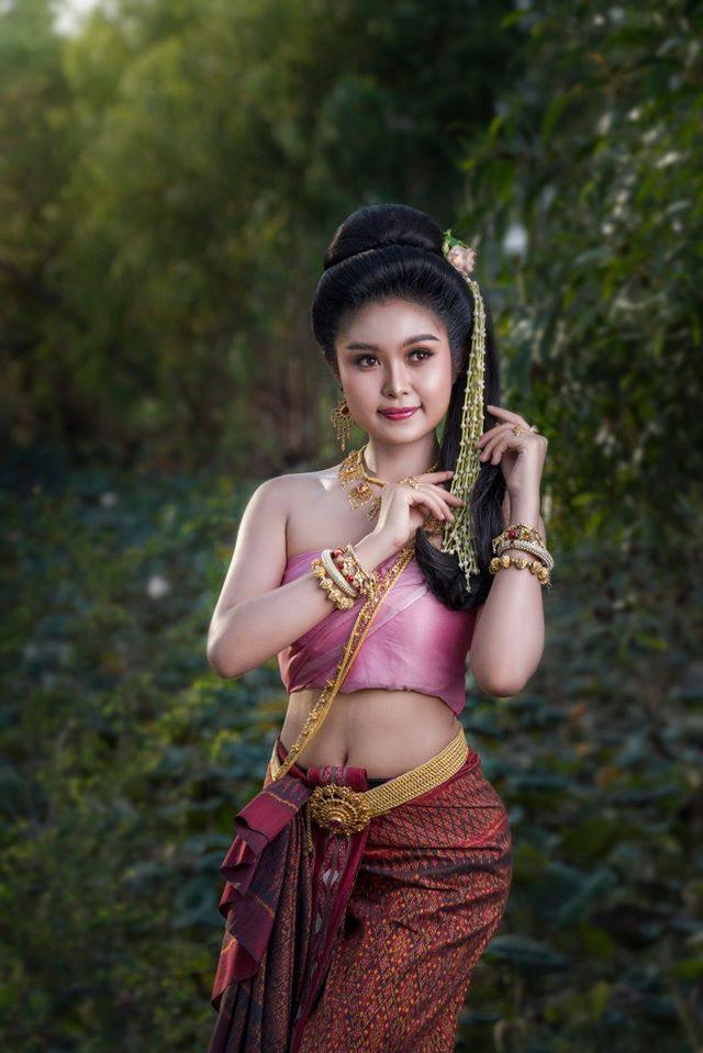 Thai dress: ชุดไทย, Thailand
