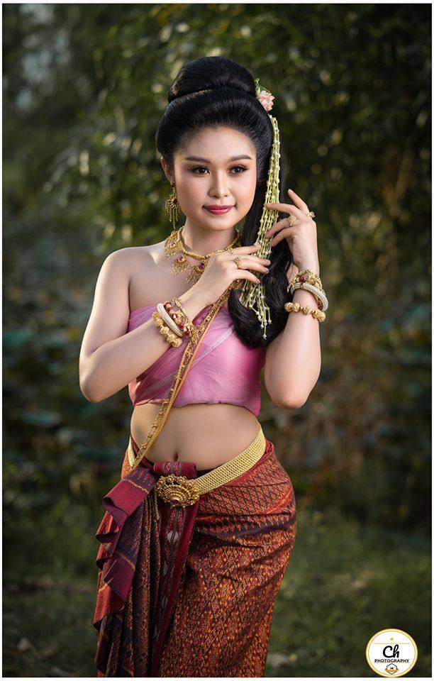 Thai dress: ชุดไทย, Thailand