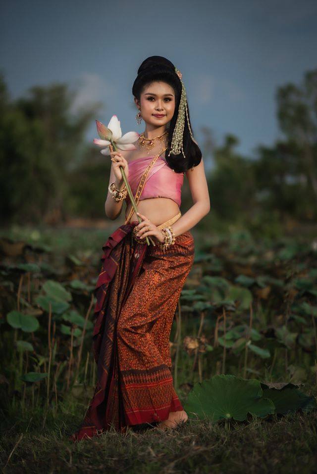 Thai dress: ชุดไทย, Thailand