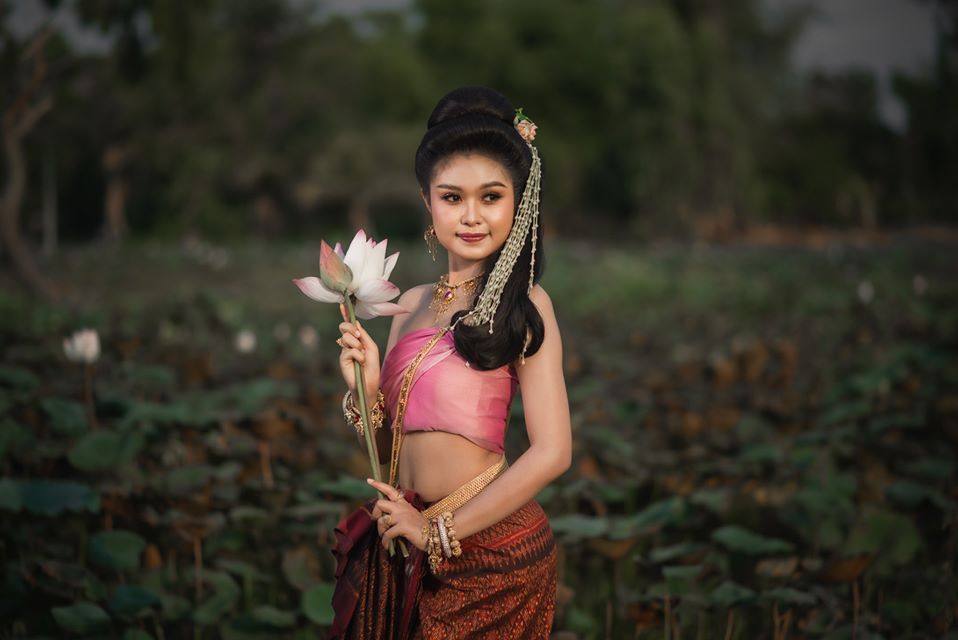 Thai dress: ชุดไทย, Thailand