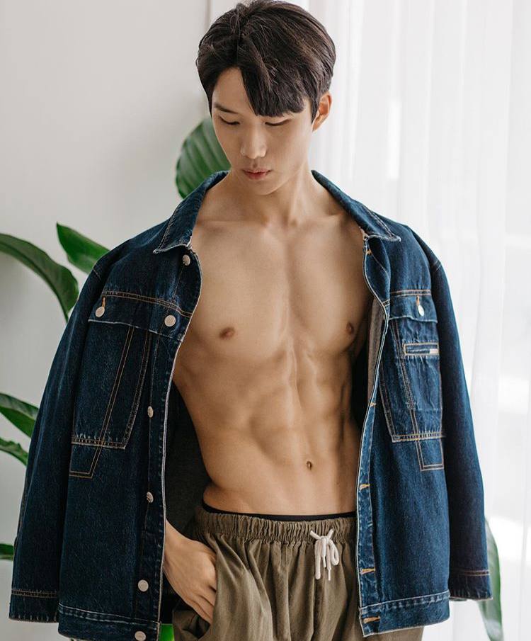 ฟิตเปรี๊ยะ ที่เจ็ดสิบเจ็ด