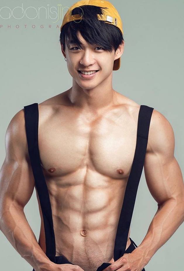 male body 226