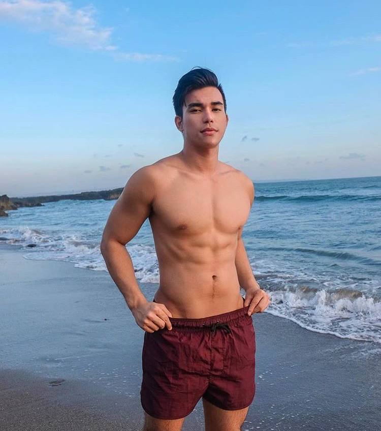 male body 228