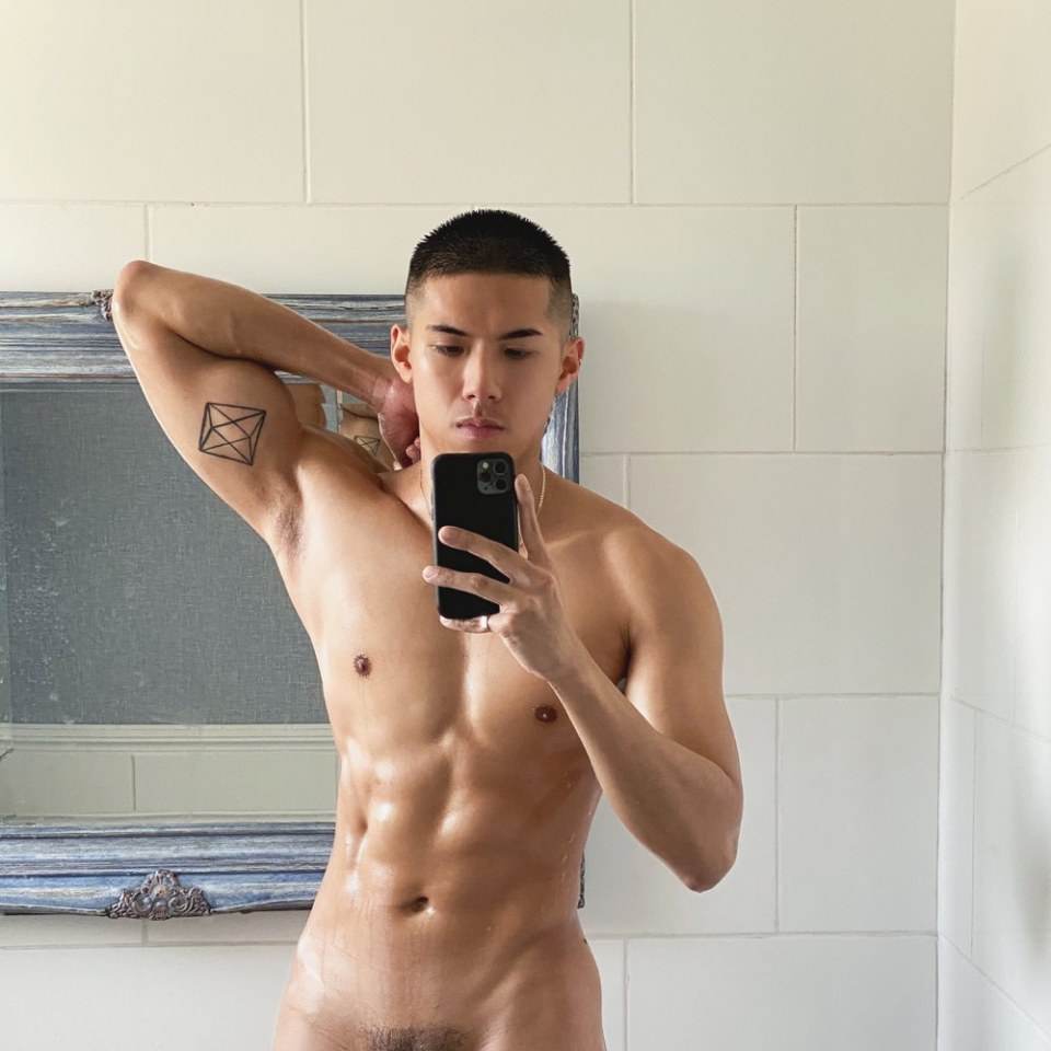 male body 228