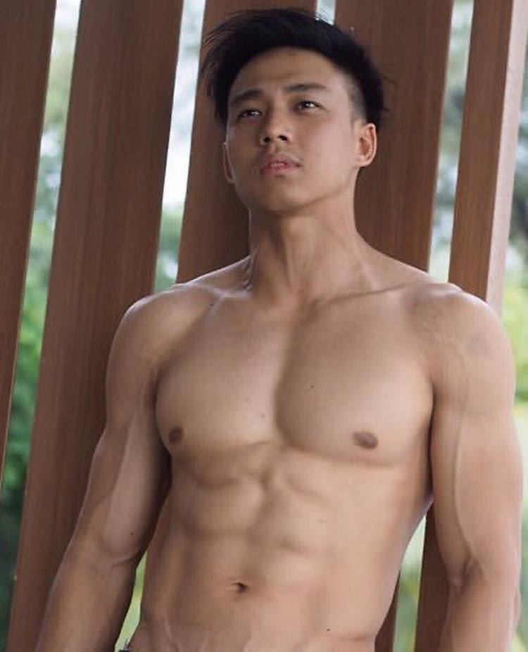 male body 230