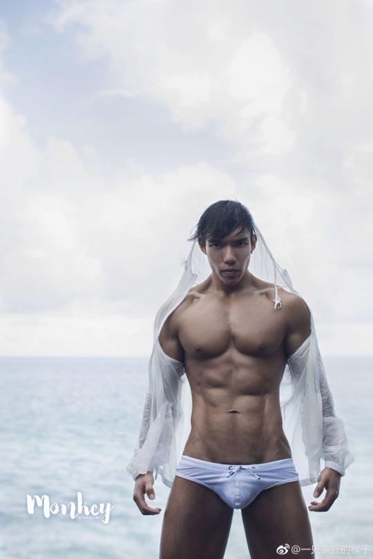 male body 232