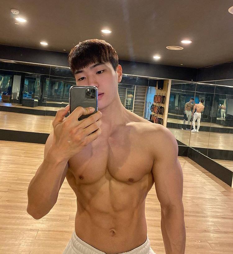 เกาหลีน่ารักหุ่นล่ำ #4
