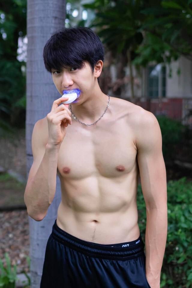 ชอบหลายคน